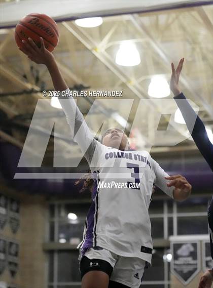 Thumbnail 1 in College Park @ College Station photogallery.