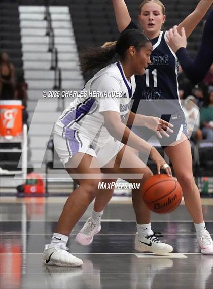 Thumbnail 3 in College Park @ College Station photogallery.