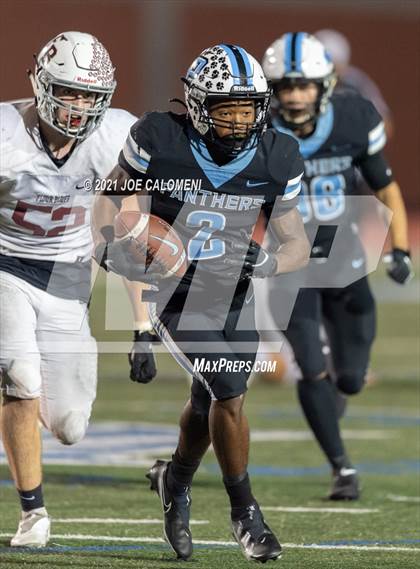 Thumbnail 2 in Flour Bluff vs Paetow (UIL 5A D1 State Semifinal) photogallery.