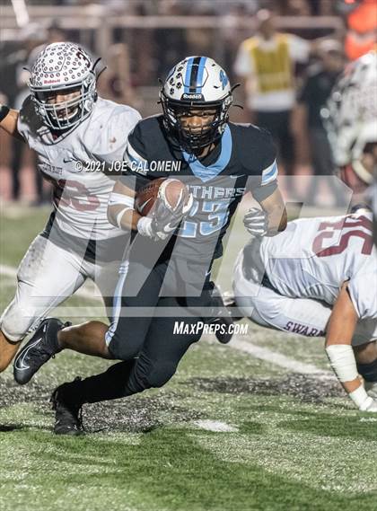 Thumbnail 3 in Flour Bluff vs Paetow (UIL 5A D1 State Semifinal) photogallery.