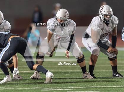Thumbnail 3 in Flour Bluff vs Paetow (UIL 5A D1 State Semifinal) photogallery.