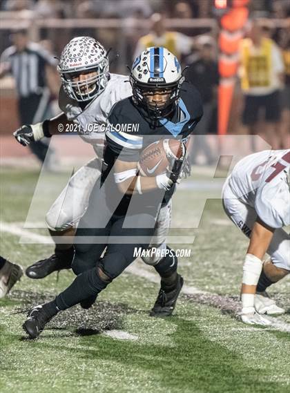 Thumbnail 2 in Flour Bluff vs Paetow (UIL 5A D1 State Semifinal) photogallery.