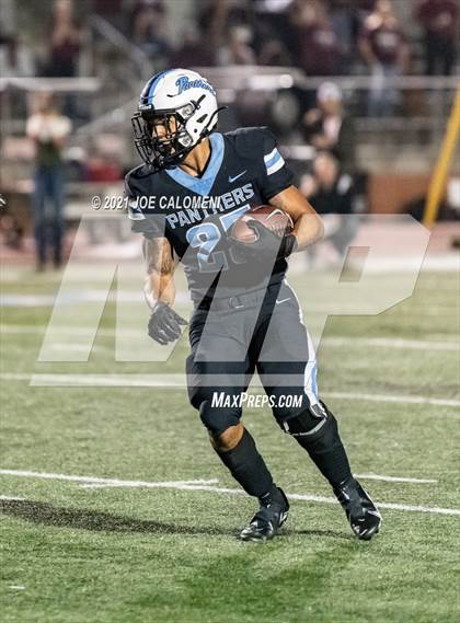 Thumbnail 2 in Flour Bluff vs Paetow (UIL 5A D1 State Semifinal) photogallery.