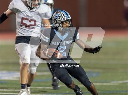 Thumbnail 2 in Flour Bluff vs Paetow (UIL 5A D1 State Semifinal) photogallery.