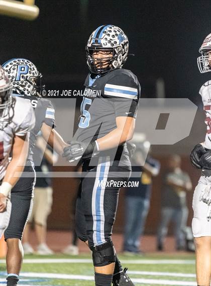 Thumbnail 3 in Flour Bluff vs Paetow (UIL 5A D1 State Semifinal) photogallery.