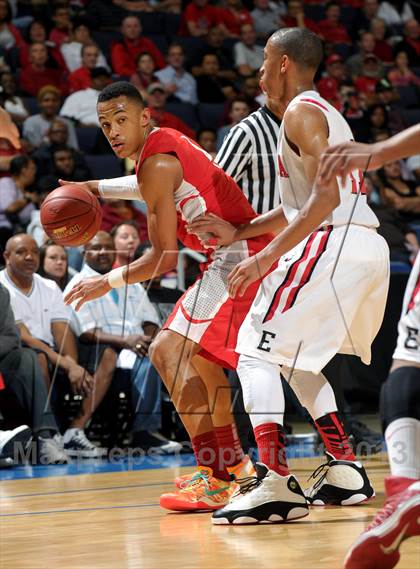 Thumbnail 1 in Etiwanda vs. Mater Dei (CIF SoCal Regional Open Division Final) photogallery.