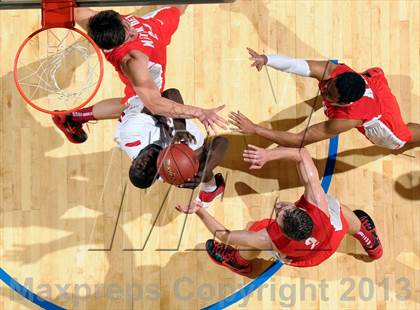 Thumbnail 3 in Etiwanda vs. Mater Dei (CIF SoCal Regional Open Division Final) photogallery.