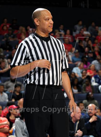 Thumbnail 3 in Etiwanda vs. Mater Dei (CIF SoCal Regional Open Division Final) photogallery.