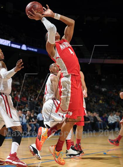 Thumbnail 2 in Etiwanda vs. Mater Dei (CIF SoCal Regional Open Division Final) photogallery.