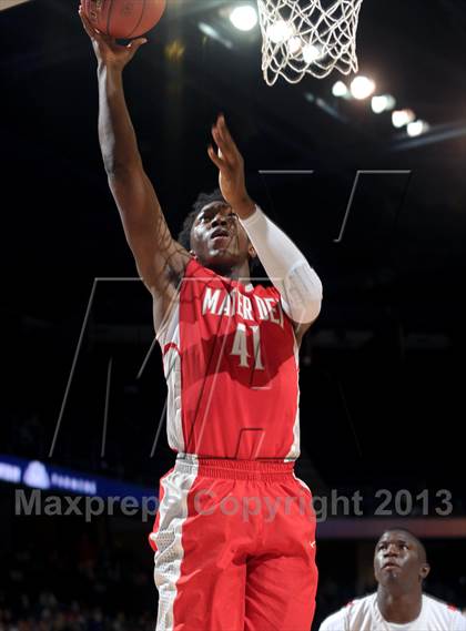Thumbnail 2 in Etiwanda vs. Mater Dei (CIF SoCal Regional Open Division Final) photogallery.