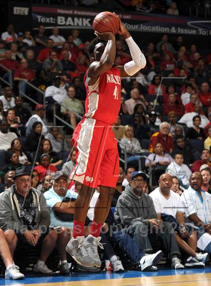 Thumbnail 1 in Etiwanda vs. Mater Dei (CIF SoCal Regional Open Division Final) photogallery.