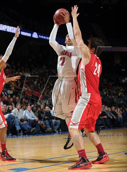Thumbnail 2 in Etiwanda vs. Mater Dei (CIF SoCal Regional Open Division Final) photogallery.
