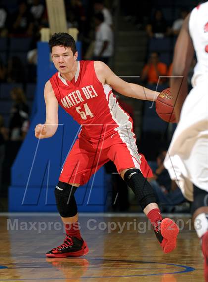 Thumbnail 1 in Etiwanda vs. Mater Dei (CIF SoCal Regional Open Division Final) photogallery.