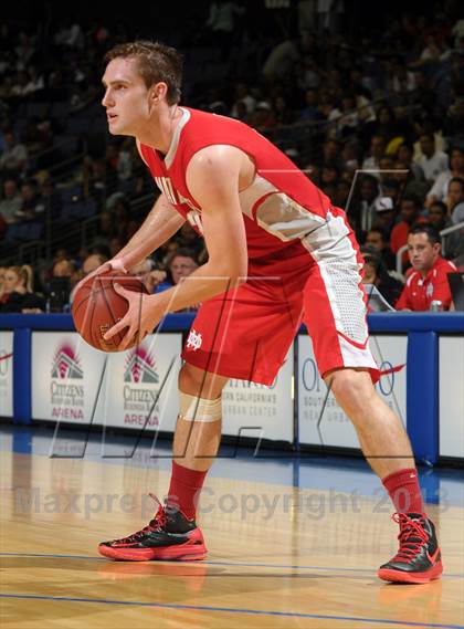 Thumbnail 2 in Etiwanda vs. Mater Dei (CIF SoCal Regional Open Division Final) photogallery.