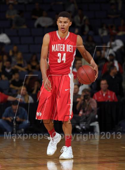 Thumbnail 1 in Etiwanda vs. Mater Dei (CIF SoCal Regional Open Division Final) photogallery.