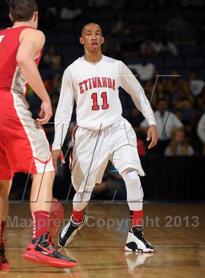 Thumbnail 1 in Etiwanda vs. Mater Dei (CIF SoCal Regional Open Division Final) photogallery.