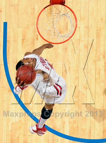 Thumbnail 2 in Etiwanda vs. Mater Dei (CIF SoCal Regional Open Division Final) photogallery.