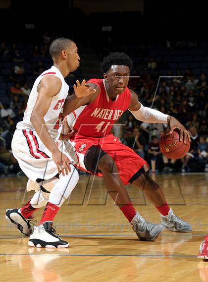 Thumbnail 2 in Etiwanda vs. Mater Dei (CIF SoCal Regional Open Division Final) photogallery.