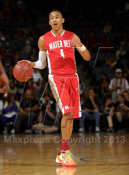 Thumbnail 3 in Etiwanda vs. Mater Dei (CIF SoCal Regional Open Division Final) photogallery.
