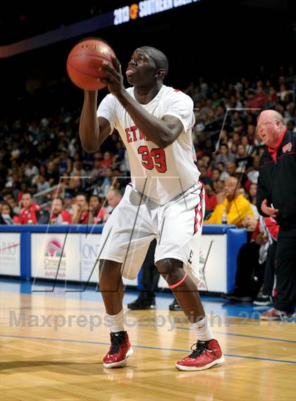 Thumbnail 2 in Etiwanda vs. Mater Dei (CIF SoCal Regional Open Division Final) photogallery.