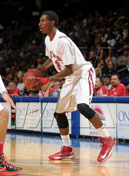 Thumbnail 1 in Etiwanda vs. Mater Dei (CIF SoCal Regional Open Division Final) photogallery.