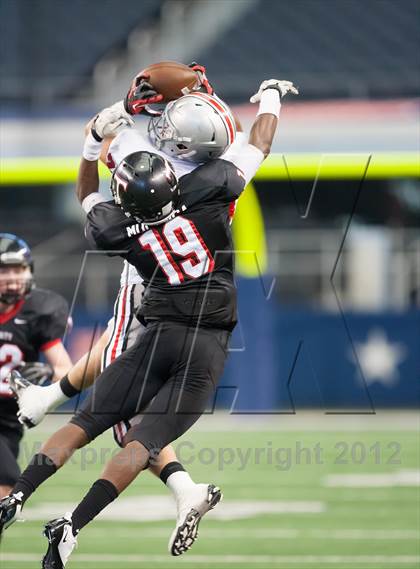 Thumbnail 1 in Marcus vs. Trinity (5A Division 1 Region 1 Bi-District) photogallery.