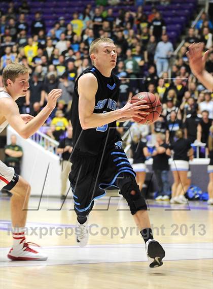 Thumbnail 2 in Sky View vs. Bountiful (UHSAA Region 4A Semifinal) photogallery.