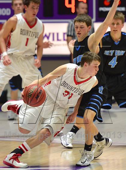 Thumbnail 2 in Sky View vs. Bountiful (UHSAA Region 4A Semifinal) photogallery.