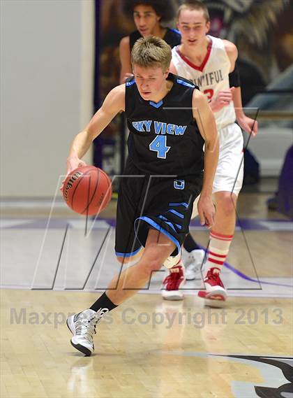 Thumbnail 3 in Sky View vs. Bountiful (UHSAA Region 4A Semifinal) photogallery.