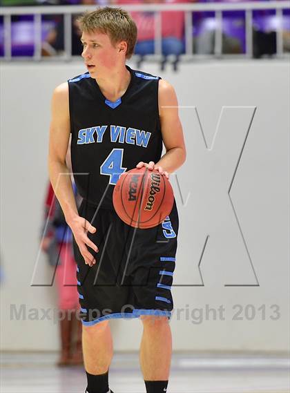 Thumbnail 1 in Sky View vs. Bountiful (UHSAA Region 4A Semifinal) photogallery.