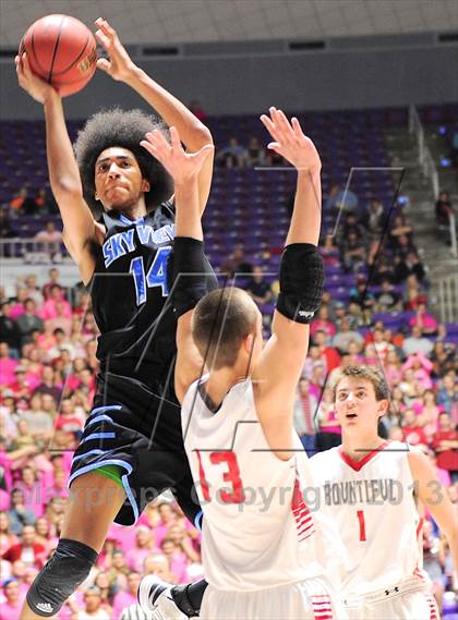 Thumbnail 1 in Sky View vs. Bountiful (UHSAA Region 4A Semifinal) photogallery.