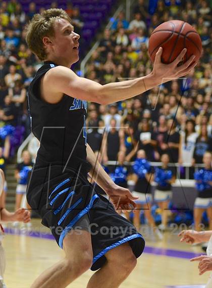 Thumbnail 3 in Sky View vs. Bountiful (UHSAA Region 4A Semifinal) photogallery.