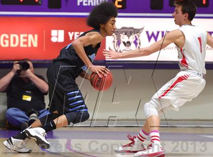 Thumbnail 1 in Sky View vs. Bountiful (UHSAA Region 4A Semifinal) photogallery.