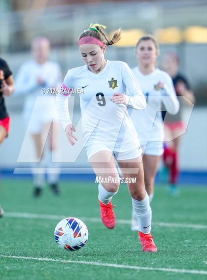 Thumbnail 1 in Rio Americano vs. Oakdale (CIF SJS D3 Final) photogallery.