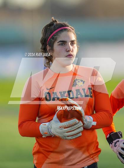 Thumbnail 3 in Rio Americano vs. Oakdale (CIF SJS D3 Final) photogallery.