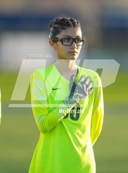 Thumbnail 2 in Rio Americano vs. Oakdale (CIF SJS D3 Final) photogallery.