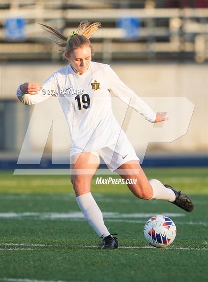 Thumbnail 2 in Rio Americano vs. Oakdale (CIF SJS D3 Final) photogallery.