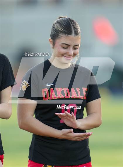 Thumbnail 3 in Rio Americano vs. Oakdale (CIF SJS D3 Final) photogallery.