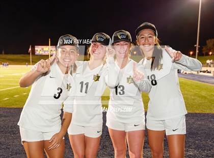 Thumbnail 3 in Rio Americano vs. Oakdale (CIF SJS D3 Final) photogallery.