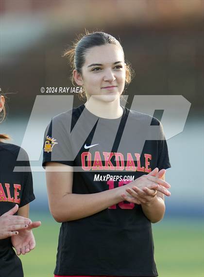 Thumbnail 3 in Rio Americano vs. Oakdale (CIF SJS D3 Final) photogallery.