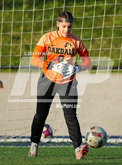 Thumbnail 1 in Rio Americano vs. Oakdale (CIF SJS D3 Final) photogallery.