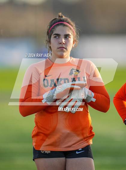 Thumbnail 2 in Rio Americano vs. Oakdale (CIF SJS D3 Final) photogallery.