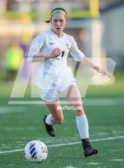 Thumbnail 2 in Rio Americano vs. Oakdale (CIF SJS D3 Final) photogallery.