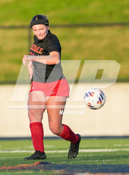 Thumbnail 2 in Rio Americano vs. Oakdale (CIF SJS D3 Final) photogallery.