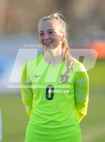 Thumbnail 2 in Rio Americano vs. Oakdale (CIF SJS D3 Final) photogallery.