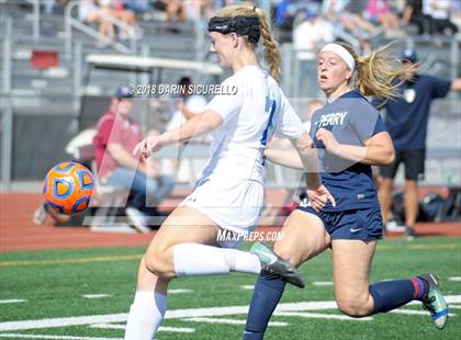 Thumbnail 3 in Xavier College Prep vs. Perry (AIA 6A Final) photogallery.