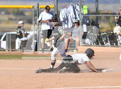 Thumbnail 3 in Prairie View vs. Rock Canyon (CHSAA 5A Qualifier) photogallery.