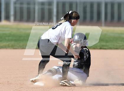 Thumbnail 1 in Prairie View vs. Rock Canyon (CHSAA 5A Qualifier) photogallery.