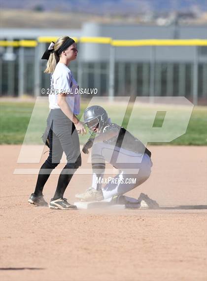 Thumbnail 2 in Prairie View vs. Rock Canyon (CHSAA 5A Qualifier) photogallery.