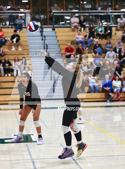Thumbnail 2 in Aragon vs. Woodside (CIFCCS D2 Championship) photogallery.